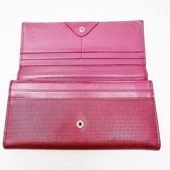 FENDI | Textured Pink Metallic Long Wallet with Box, Dust Bag, Paperwork/Receipt - Picture 7 of 10